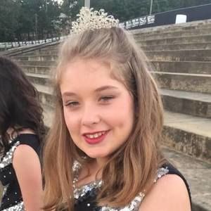 Meet your Posher, Emi